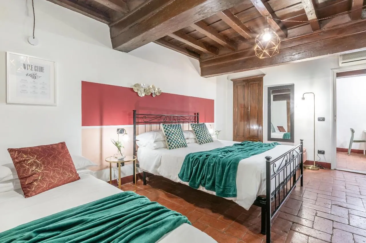 Wine Apartments Florence Ciliegiolo Италия